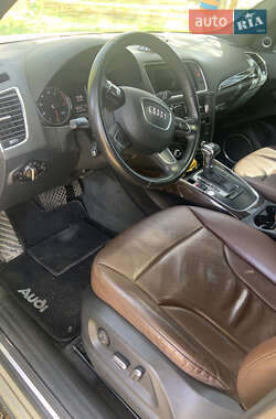 Позашляховик / Кросовер Audi Q5 2013 в 