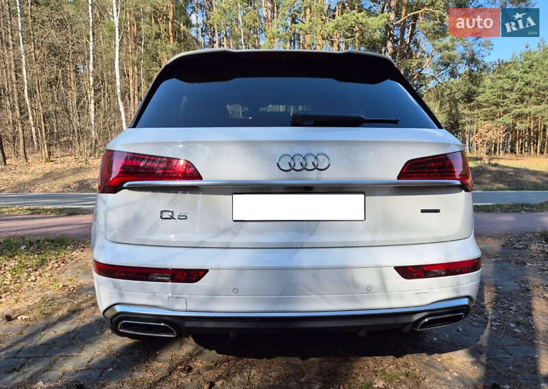Позашляховик / Кросовер Audi Q5 2023 в Львові