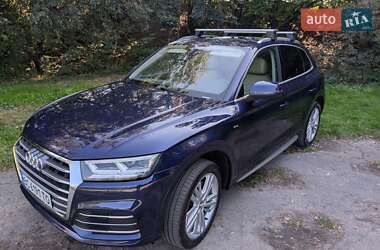 Внедорожник / Кроссовер Audi Q5 2017 в 