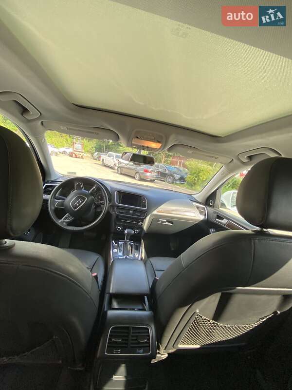 Внедорожник / Кроссовер Audi Q5 2012 в Луцке фото 4 Внедорожник / Кроссовер Audi Q5 2012 в Луцке
