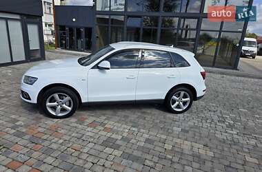 Внедорожник / Кроссовер Audi Q5 2012 в 