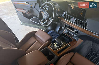 Внедорожник / Кроссовер Audi Q5 2023 в 