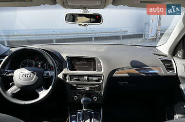Внедорожник / Кроссовер Audi Q5 2015 в 