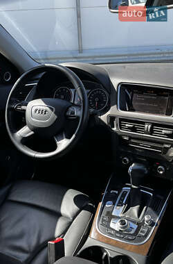 Внедорожник / Кроссовер Audi Q5 2015 в 