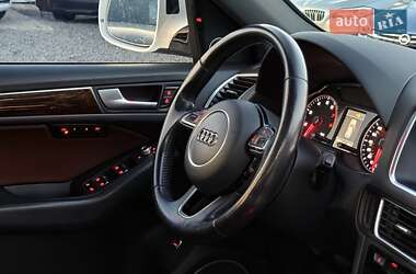 Внедорожник / Кроссовер Audi Q5 2015 в 