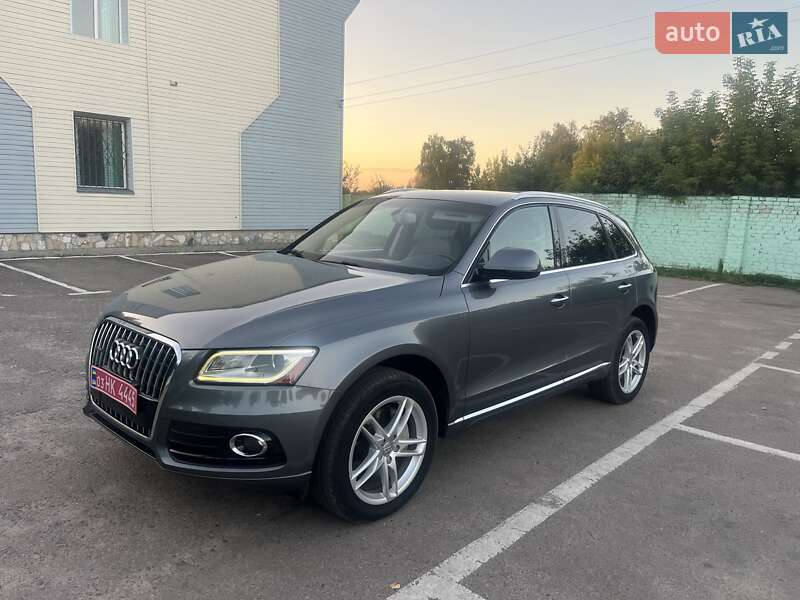 Внедорожник / Кроссовер Audi Q5 2015 в 