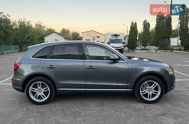 Внедорожник / Кроссовер Audi Q5 2015 в 