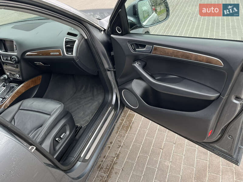 Внедорожник / Кроссовер Audi Q5 2015 в Тернополе фото 25 Внедорожник / Кроссовер Audi Q5 2015 в Тернополе