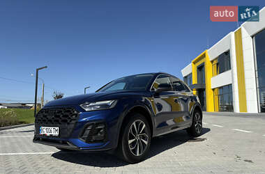 Позашляховик / Кросовер Audi Q5 2022 в 