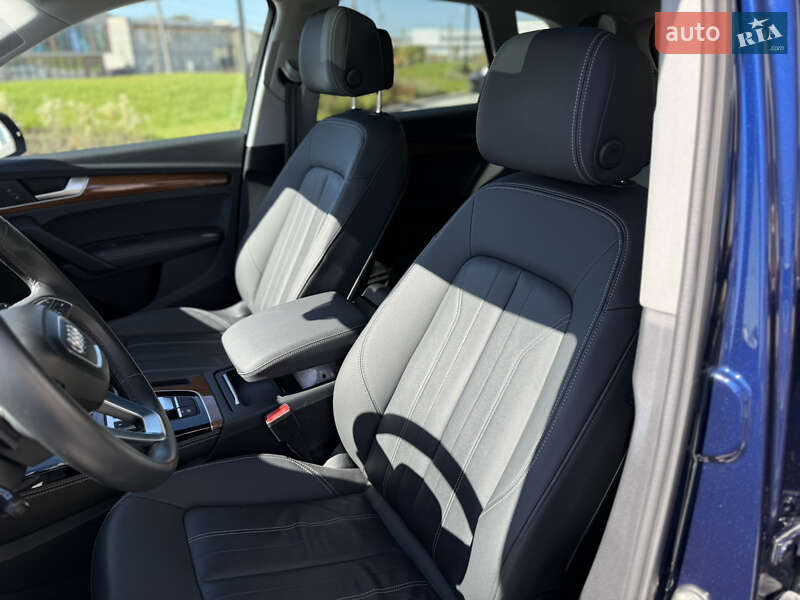 Внедорожник / Кроссовер Audi Q5 2022 в Львове