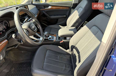 Позашляховик / Кросовер Audi Q5 2022 в 
