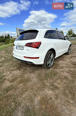 Внедорожник / Кроссовер Audi Q5 2014 в 