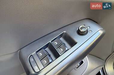 Внедорожник / Кроссовер Audi Q5 2011 в 