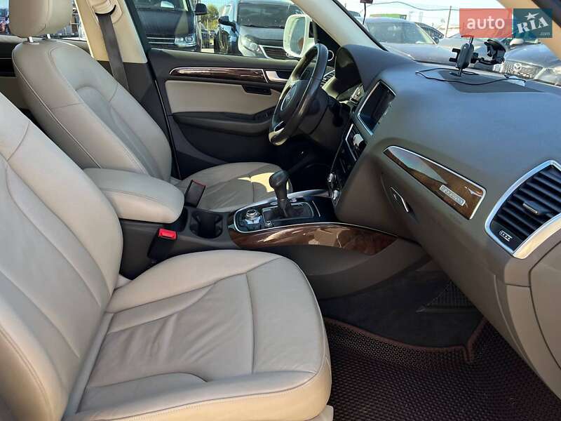 Позашляховик / Кросовер Audi Q5 2014 в Львові