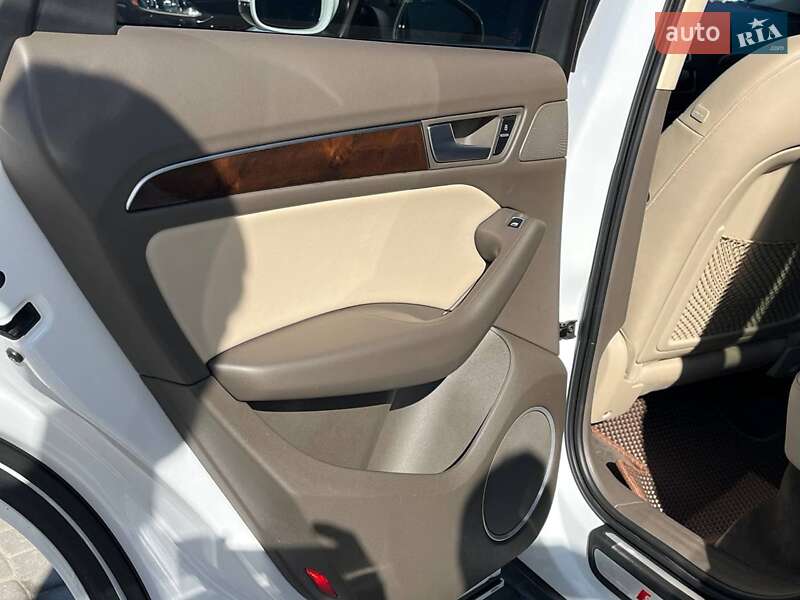 Позашляховик / Кросовер Audi Q5 2014 в Львові