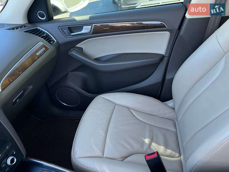 Позашляховик / Кросовер Audi Q5 2014 в Львові