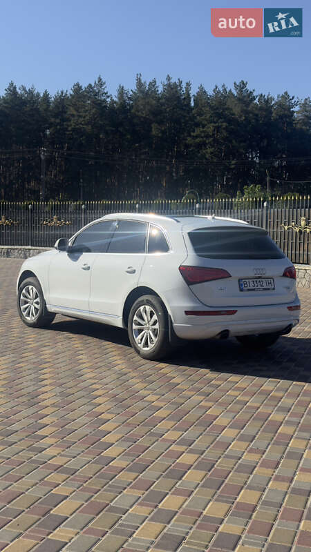 Внедорожник / Кроссовер Audi Q5 2014 в Полтаве