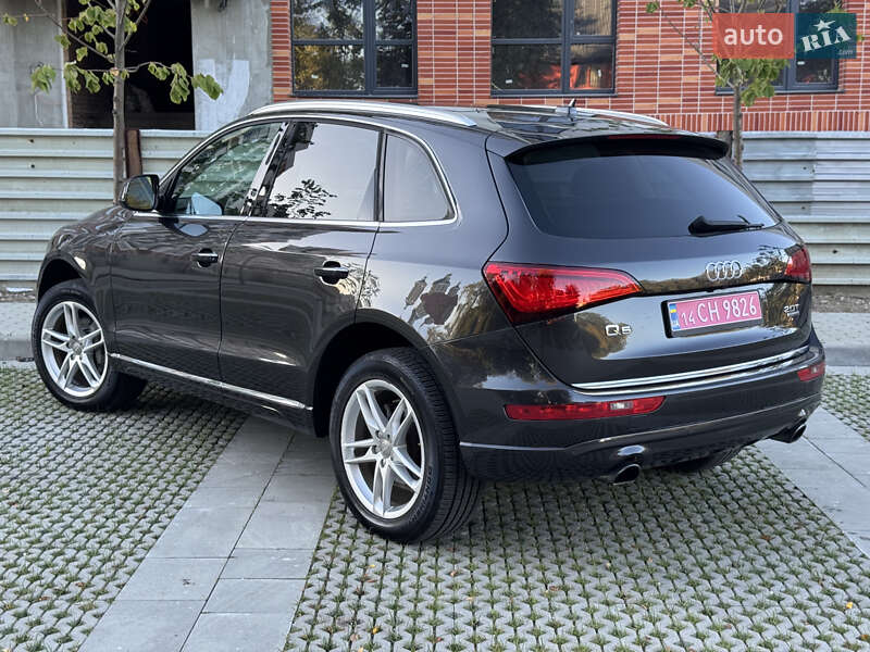 Позашляховик / Кросовер Audi Q5 2016 в Самборі