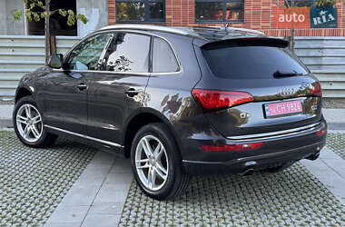 Внедорожник / Кроссовер Audi Q5 2016 в 