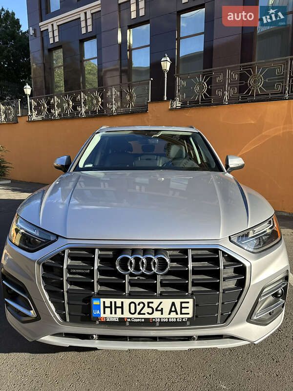 Позашляховик / Кросовер Audi Q5 2022 в Одесі