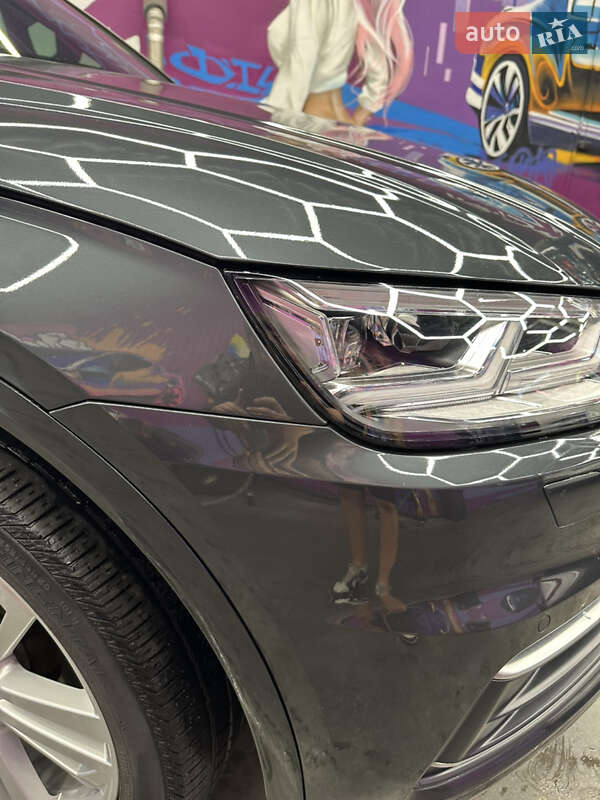 Внедорожник / Кроссовер Audi Q5 2019 в Киеве