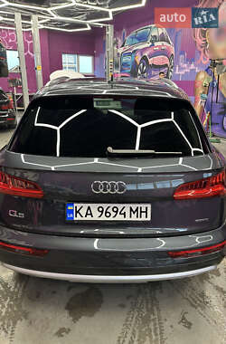 Внедорожник / Кроссовер Audi Q5 2019 в 