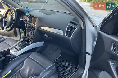 Внедорожник / Кроссовер Audi Q5 2012 в 