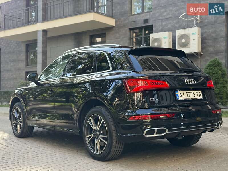 Позашляховик / Кросовер Audi Q5 2020 в Броварах
