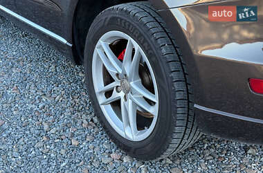 Внедорожник / Кроссовер Audi Q5 2015 в 