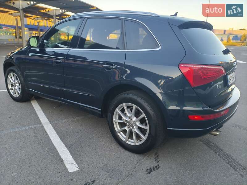 Позашляховик / Кросовер Audi Q5 2012 в Вінниці