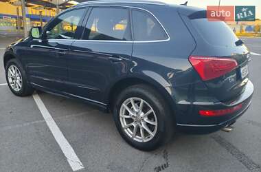 Позашляховик / Кросовер Audi Q5 2012 в 