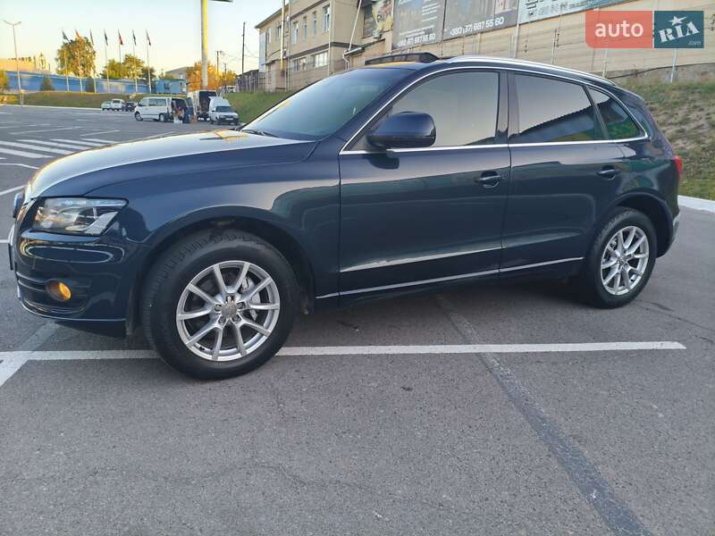 Позашляховик / Кросовер Audi Q5 2012 в Вінниці