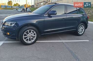 Позашляховик / Кросовер Audi Q5 2012 в 