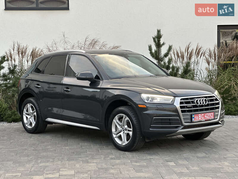 Внедорожник / Кроссовер Audi Q5 2016 в Луцке