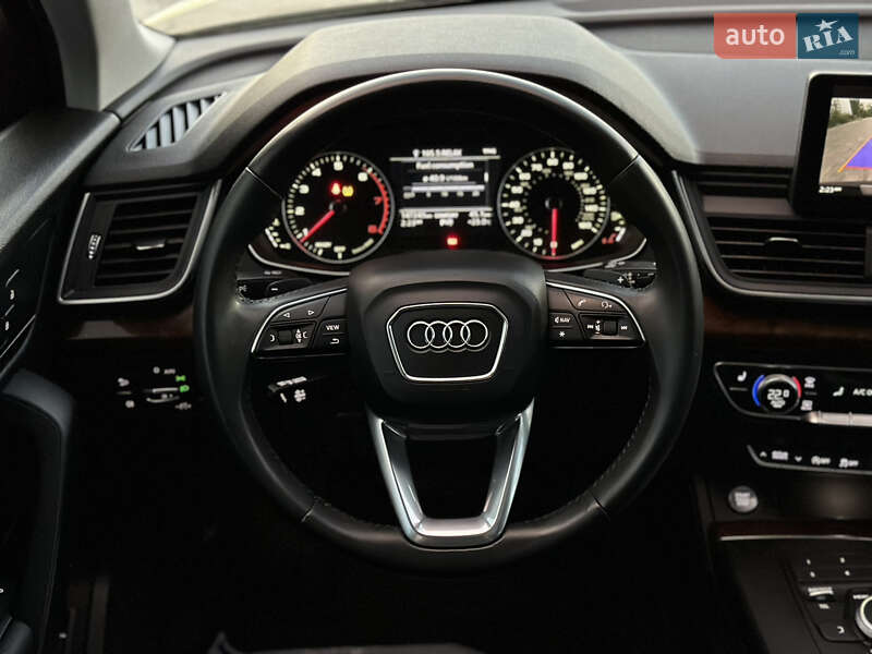 Внедорожник / Кроссовер Audi Q5 2016 в Луцке