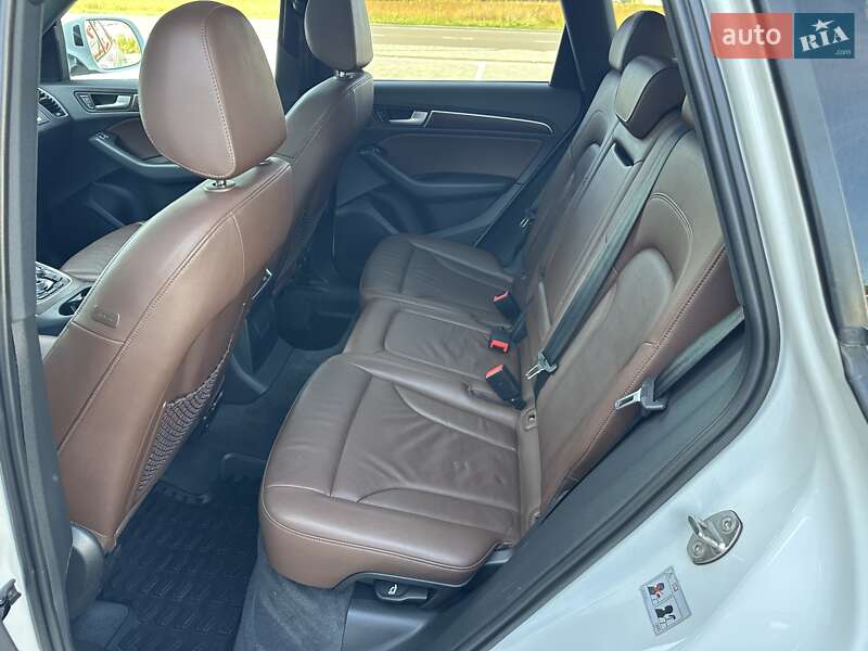 Позашляховик / Кросовер Audi Q5 2014 в Луцьку