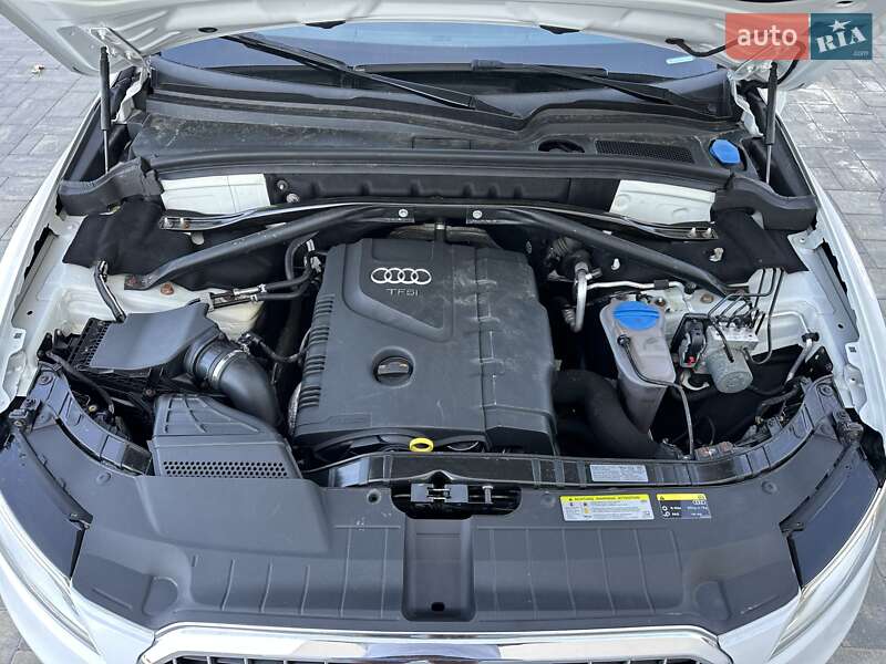 Позашляховик / Кросовер Audi Q5 2014 в Луцьку