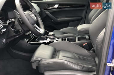 Внедорожник / Кроссовер Audi Q5 2021 в 