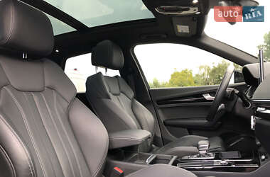 Внедорожник / Кроссовер Audi Q5 2021 в 