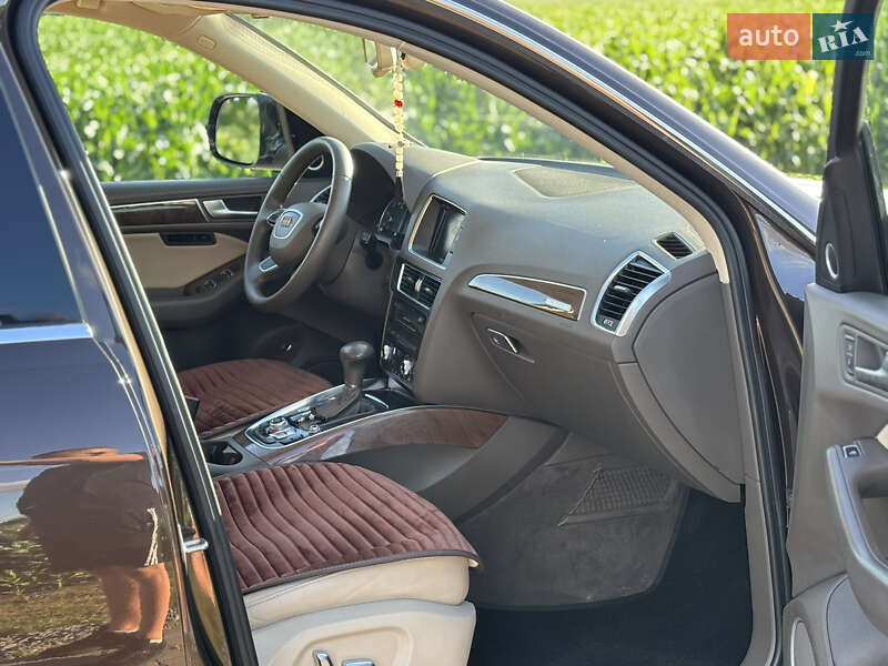Внедорожник / Кроссовер Audi Q5 2014 в Виннице