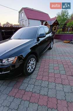 Внедорожник / Кроссовер Audi Q5 2011 в 