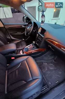 Внедорожник / Кроссовер Audi Q5 2011 в 