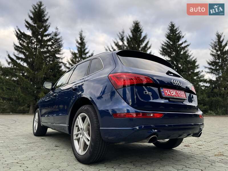 Позашляховик / Кросовер Audi Q5 2013 в Дубні