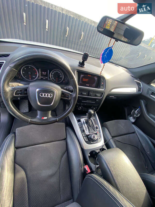 Позашляховик / Кросовер Audi Q5 2012 в Мукачевому