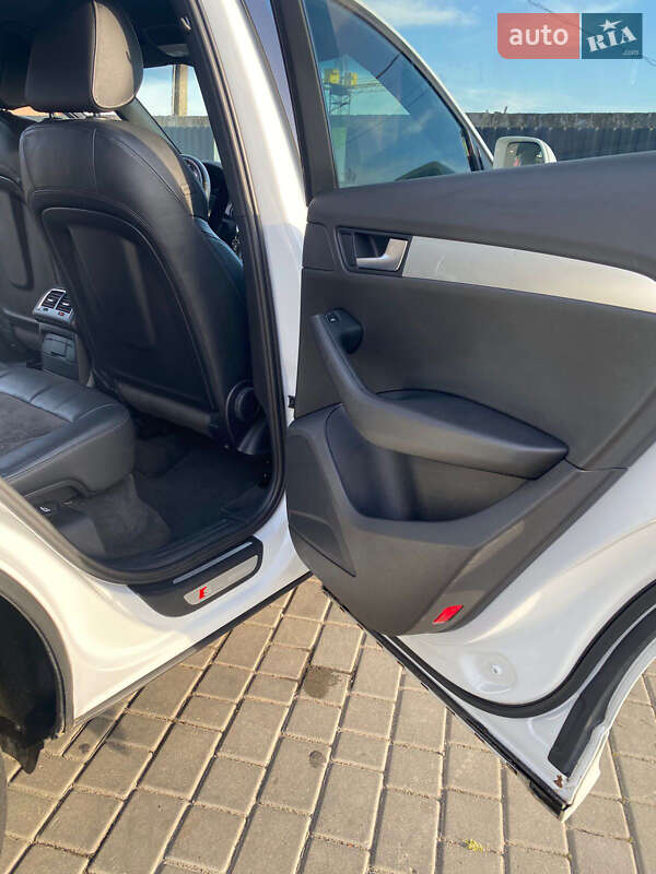 Позашляховик / Кросовер Audi Q5 2012 в Мукачевому