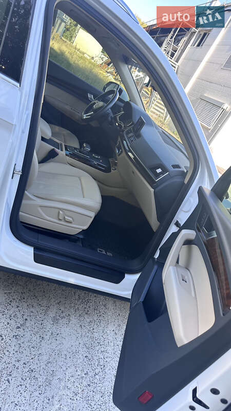 Внедорожник / Кроссовер Audi Q5 2020 в Василькове