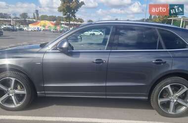 Внедорожник / Кроссовер Audi Q5 2015 в 