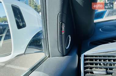 Позашляховик / Кросовер Audi Q5 2016 в 
