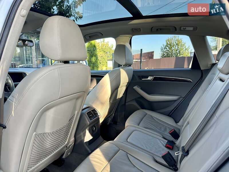 Внедорожник / Кроссовер Audi Q5 2010 в Виннице
