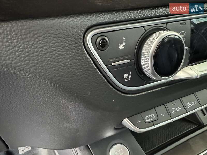 Внедорожник / Кроссовер Audi Q5 2018 в Яремче